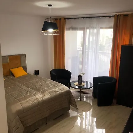 Apartment Golden